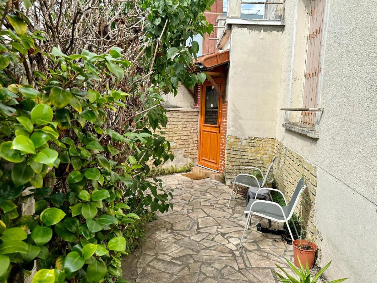 Aubervilliers Maison De Ville Pres Metro 7 By Immo Kit Bnb Luaran gambar
