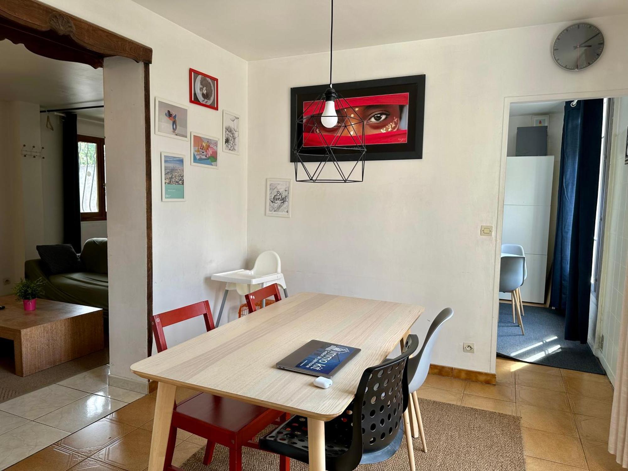 Aubervilliers Maison De Ville Pres Metro 7 By Immo Kit Bnb Luaran gambar
