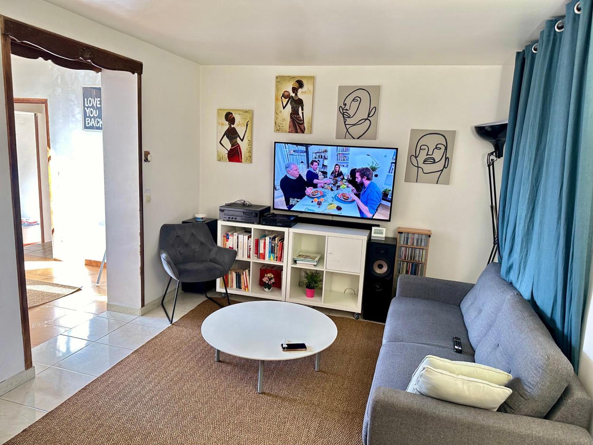 Aubervilliers Maison De Ville Pres Metro 7 By Immo Kit Bnb Luaran gambar
